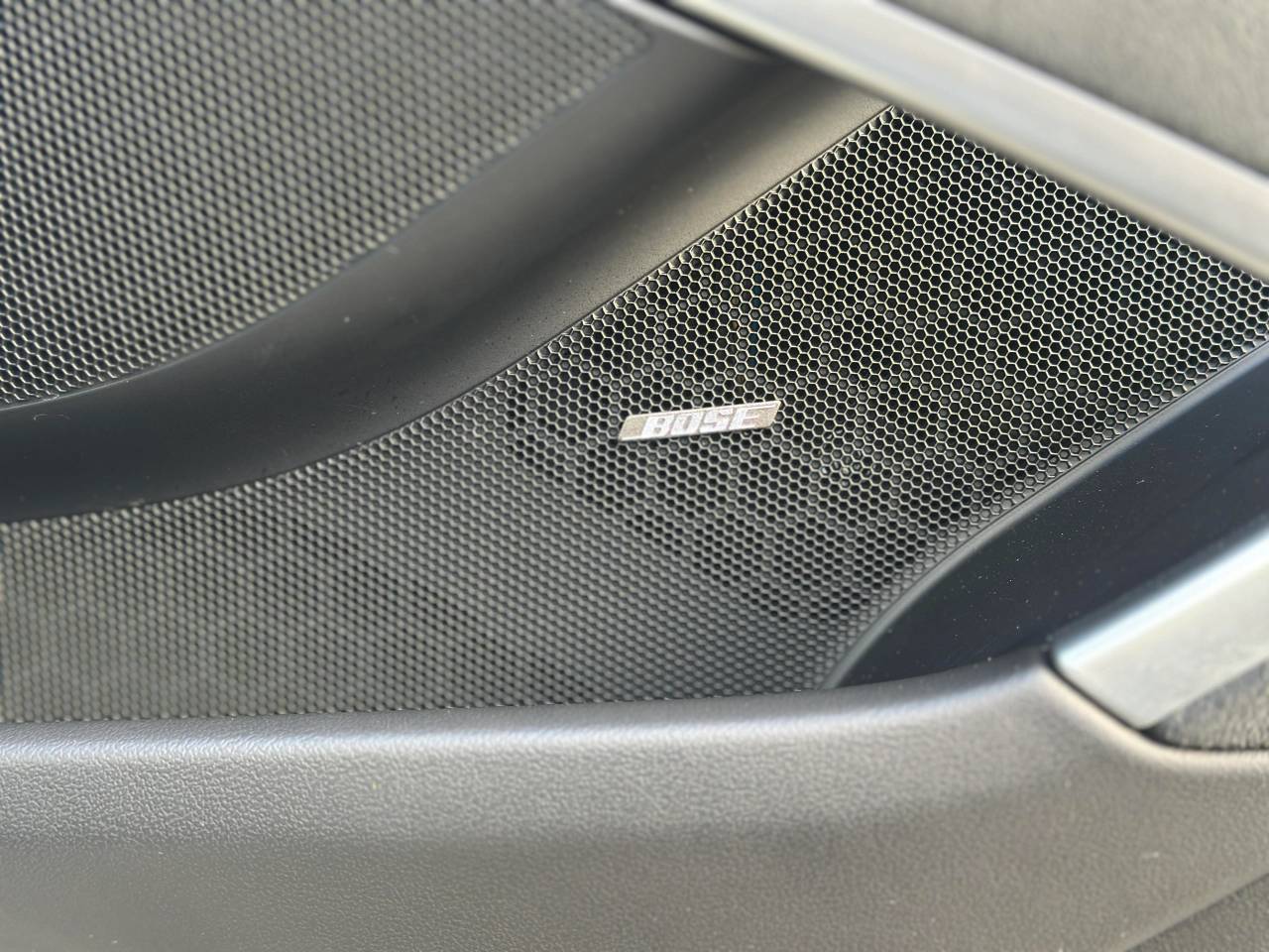 Used Porsche Cayman 2023 for sale - 77315839: Photo 24