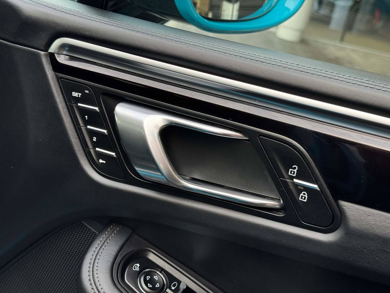 Used Porsche Macan 2019 for sale - 77512223: Photo 32