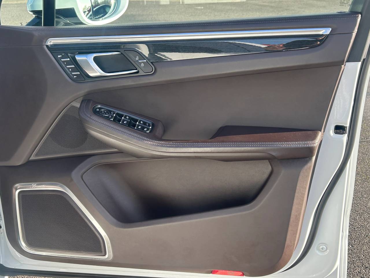 Used Porsche Macan 2020 for sale - 77397120: Photo 27