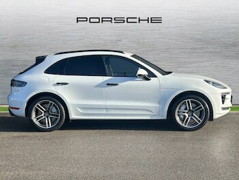 Used Porsche Macan 2020 for sale - 77397120: Photo