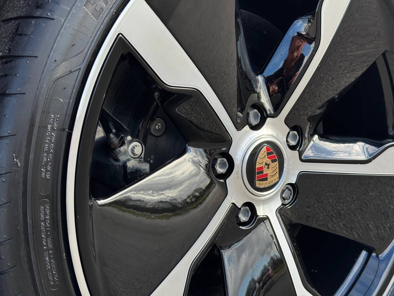 Used Porsche Taycan 2021 for sale - 76110860: Photo 17
