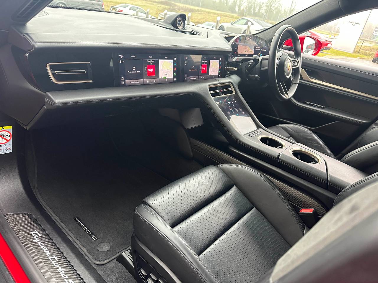 Used Porsche Taycan 2021 for sale - 76110860: Photo 32