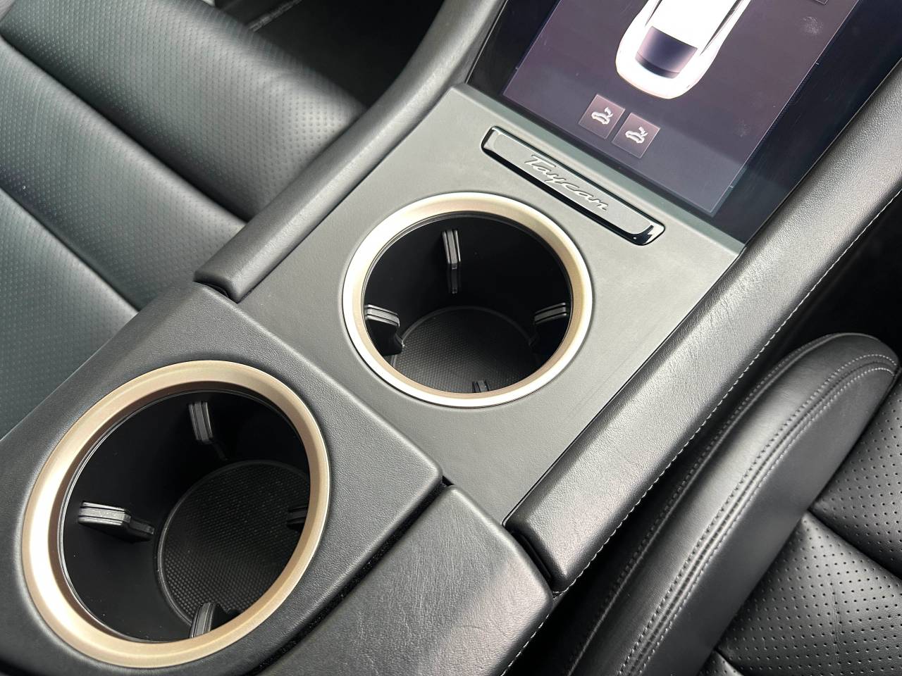 Used Porsche Taycan 2021 for sale - 76110860: Photo 37