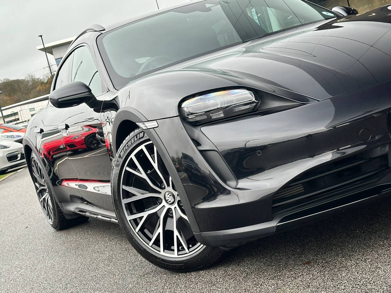 Used Porsche Taycan 2022 for sale - 77176719: Photo 13