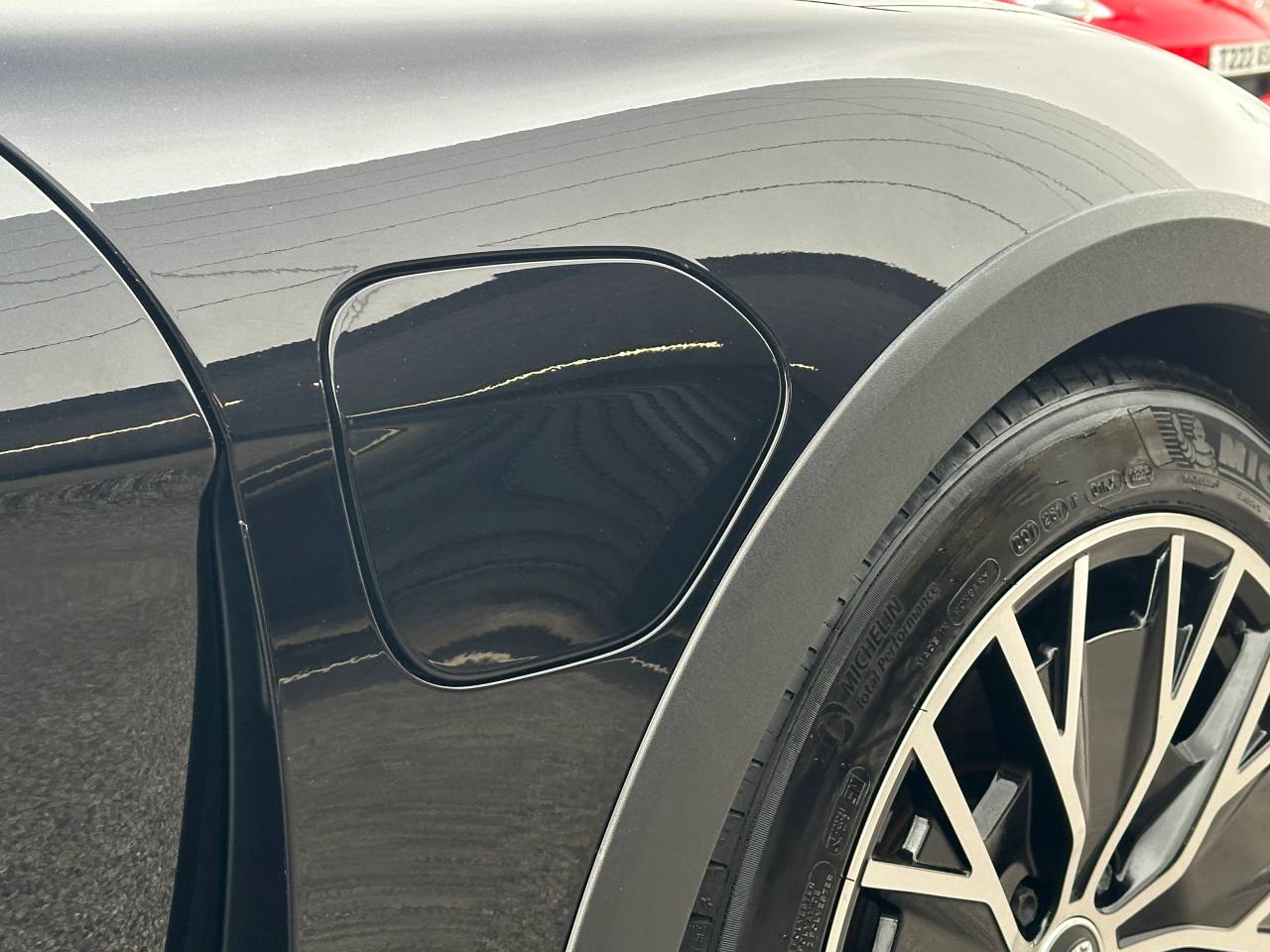 Used Porsche Taycan 2022 for sale - 77176719: Photo 16