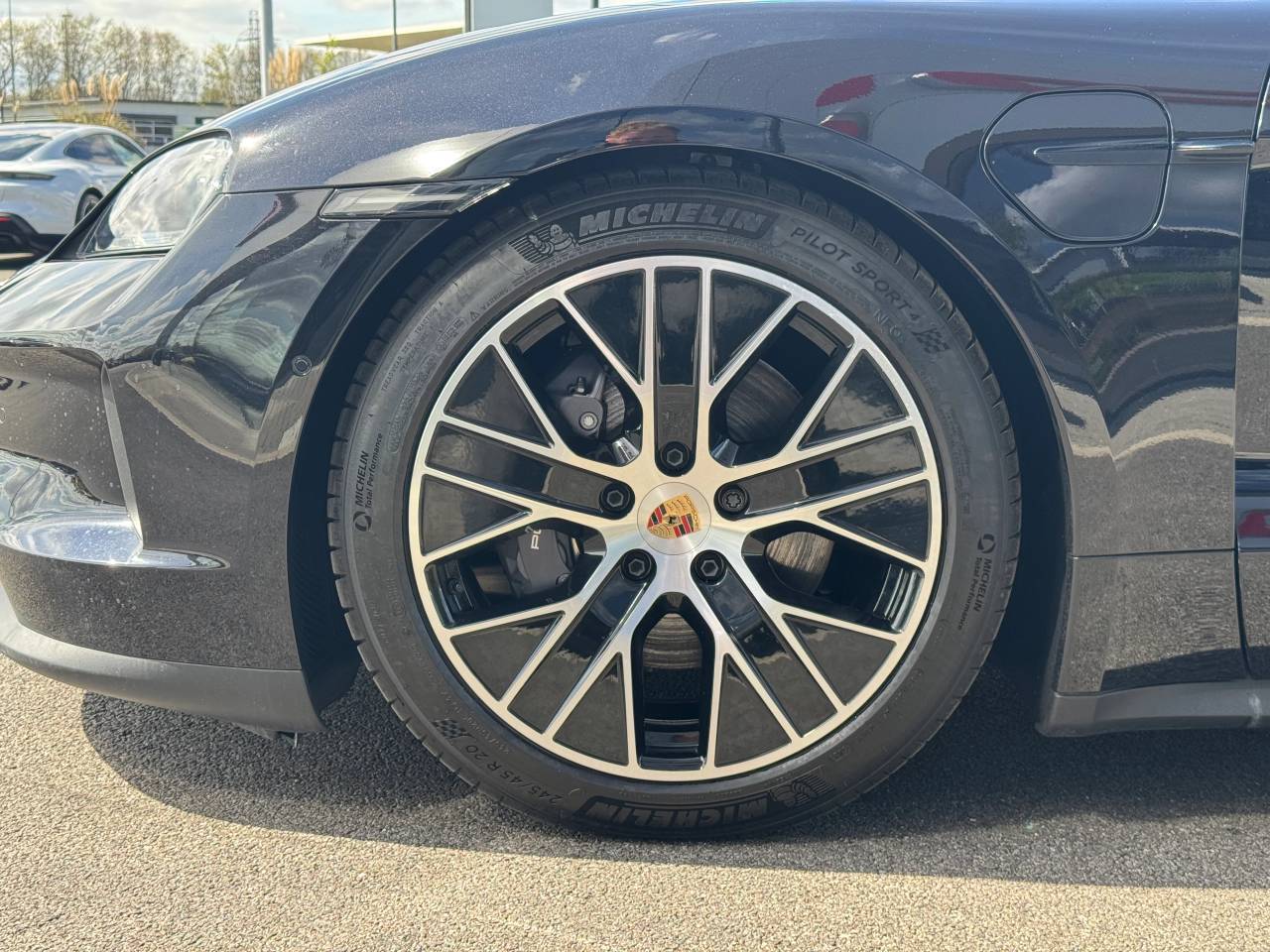 Used Porsche Taycan 2025 for sale - 76110552: Photo 47