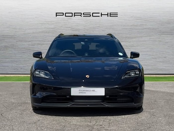Used Porsche Taycan 2025 for sale - 76110552: Photo 4