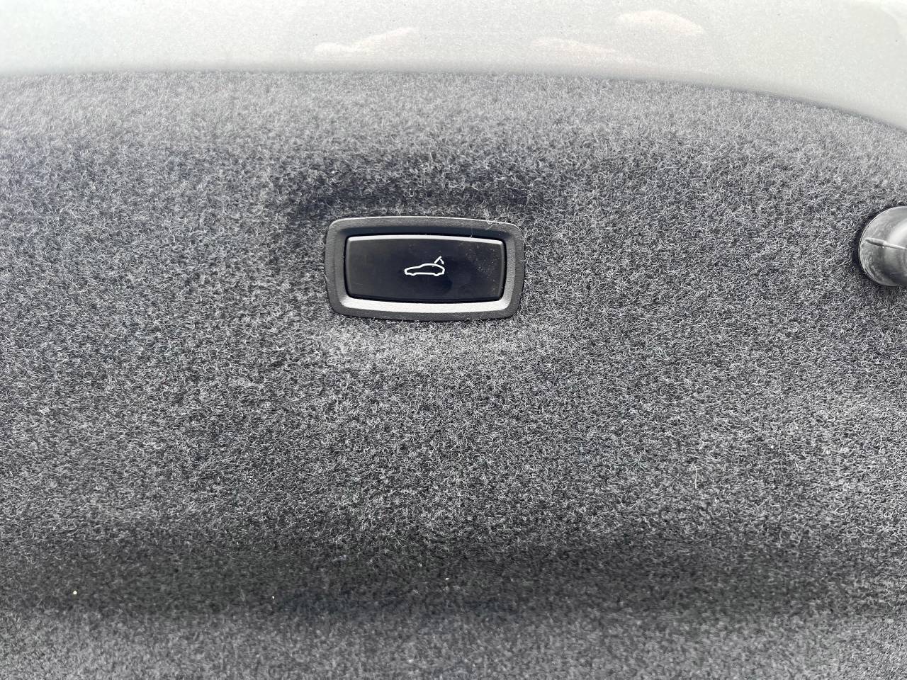 Used Porsche Taycan 2022 for sale - 76309317: Photo 20