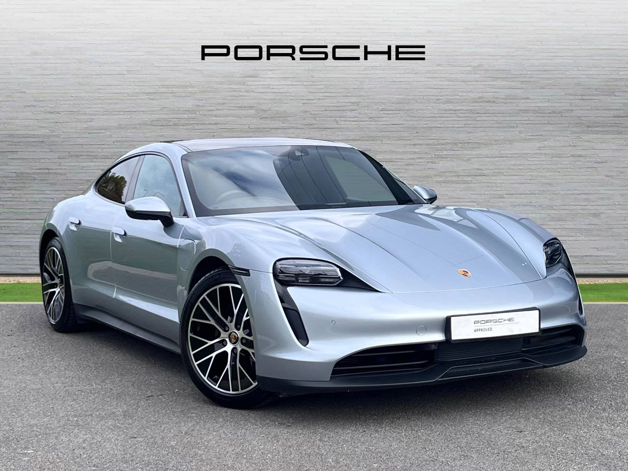 Used Porsche Taycan 2022 for sale - 76309317: Photo 29