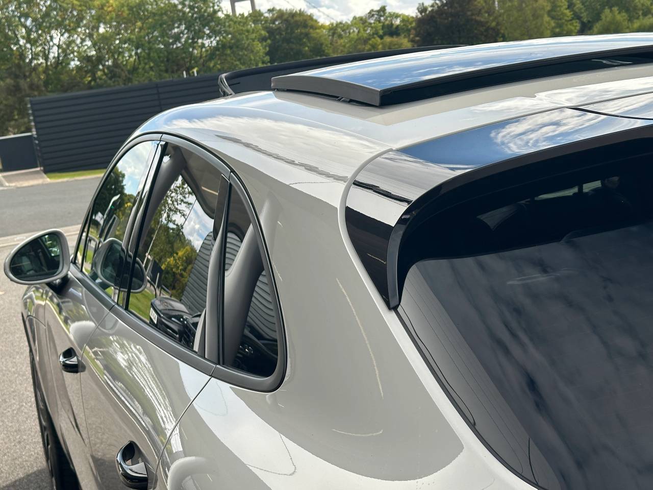 Used Porsche Macan 2023 for sale - 76848981: Photo 15