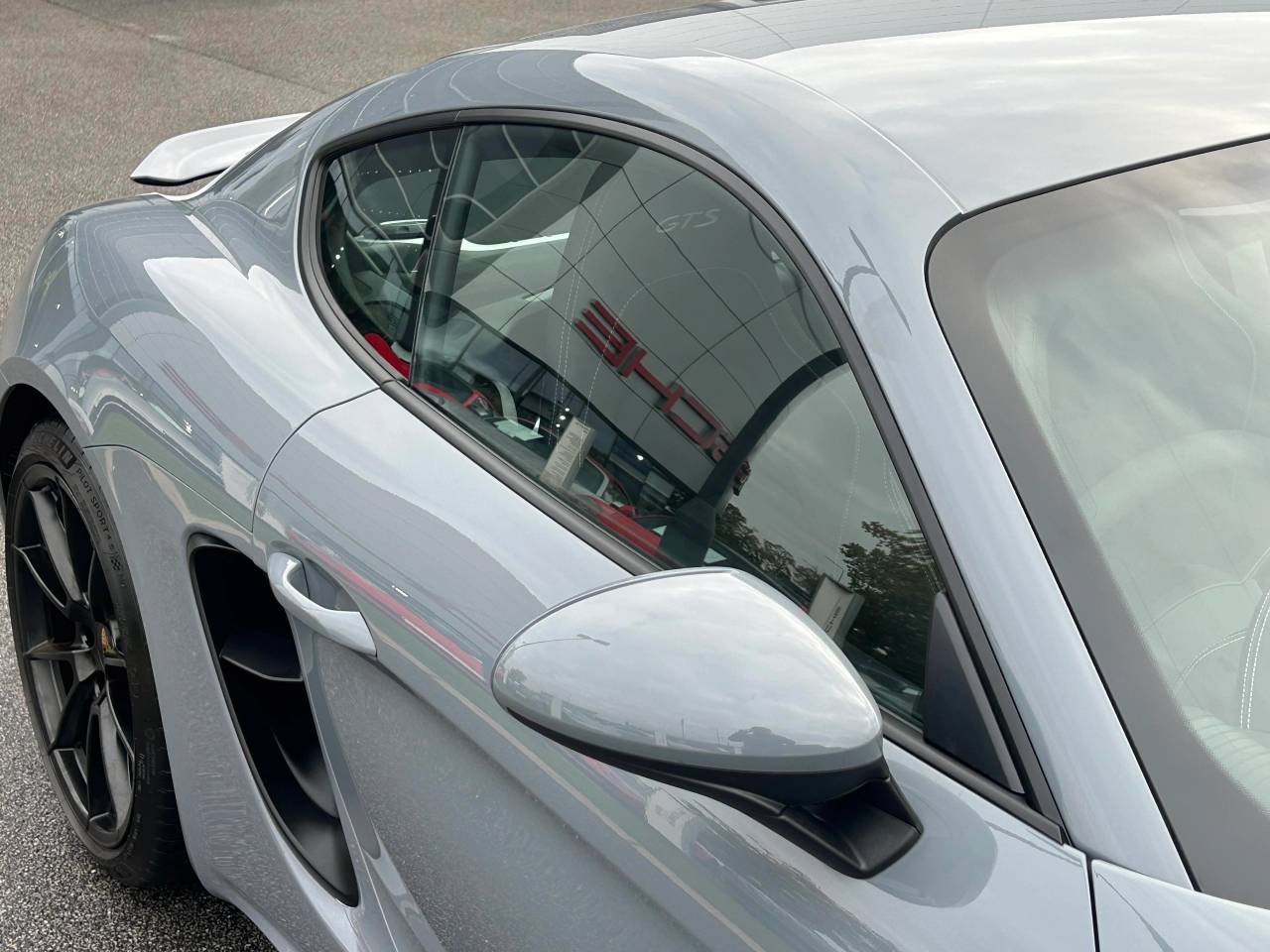 Used Porsche Cayman 2023 for sale - 77315870: Photo 20