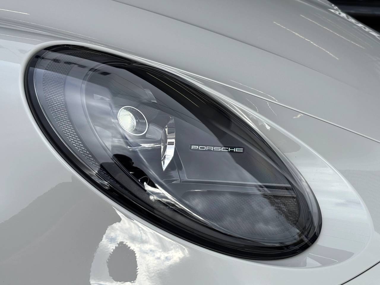 Used Porsche 911 2022 for sale - 77176688: Photo 46