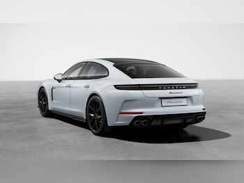 Used Porsche Panamera 2024 for sale - 79449320: Photo