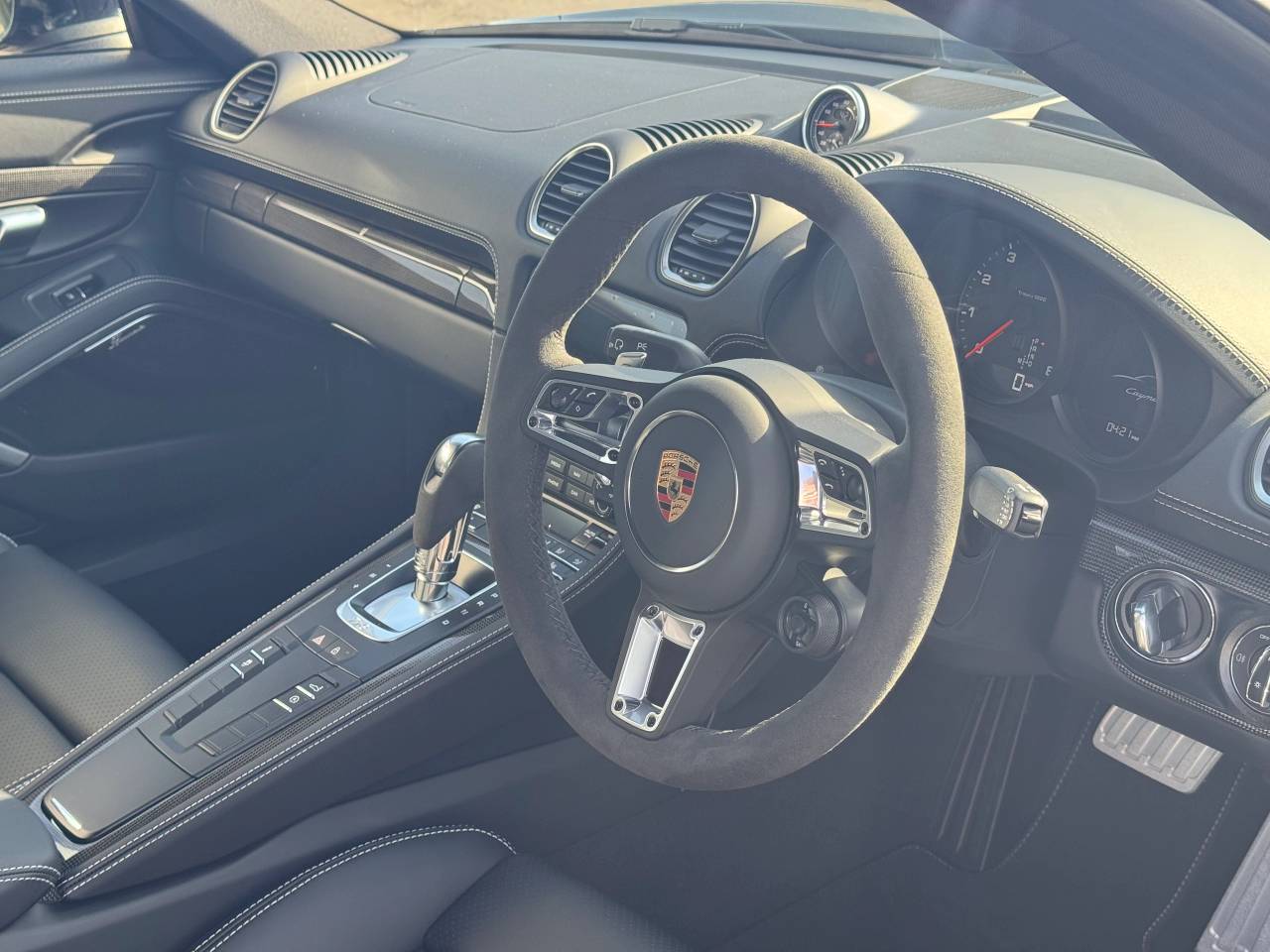 Used Porsche 718 Cayman 2025 for sale - 76609248: Photo 18