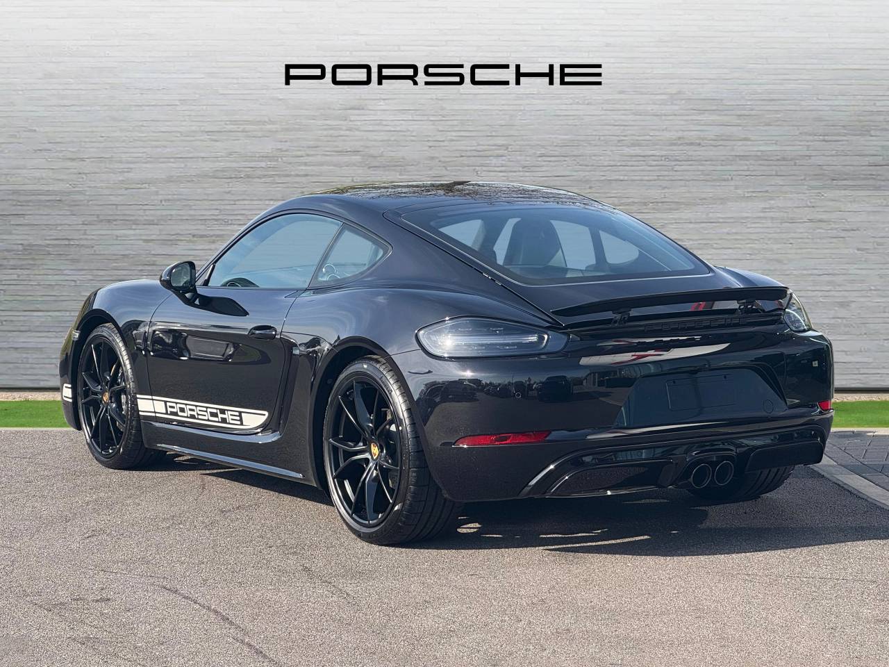 Used Porsche 718 Cayman 2025 for sale - 76609248: Photo 3