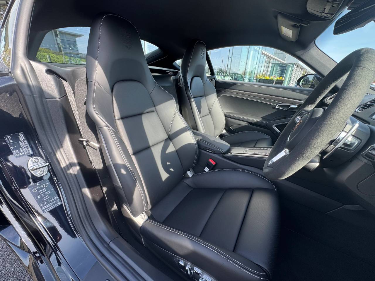 Used Porsche 718 Cayman 2025 for sale - 76609248: Photo 5