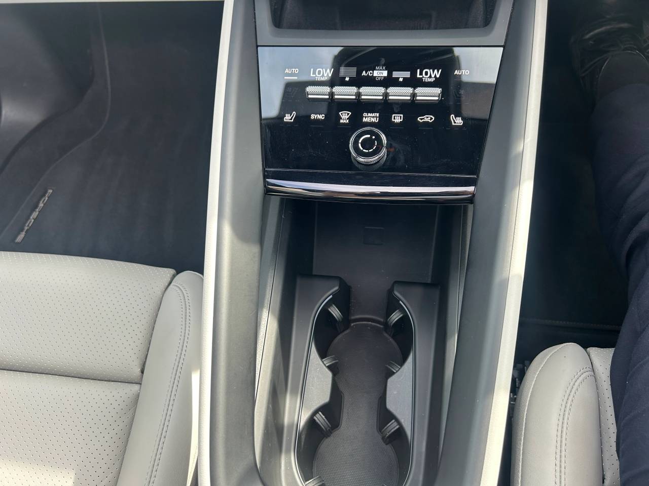 Vehicle 33