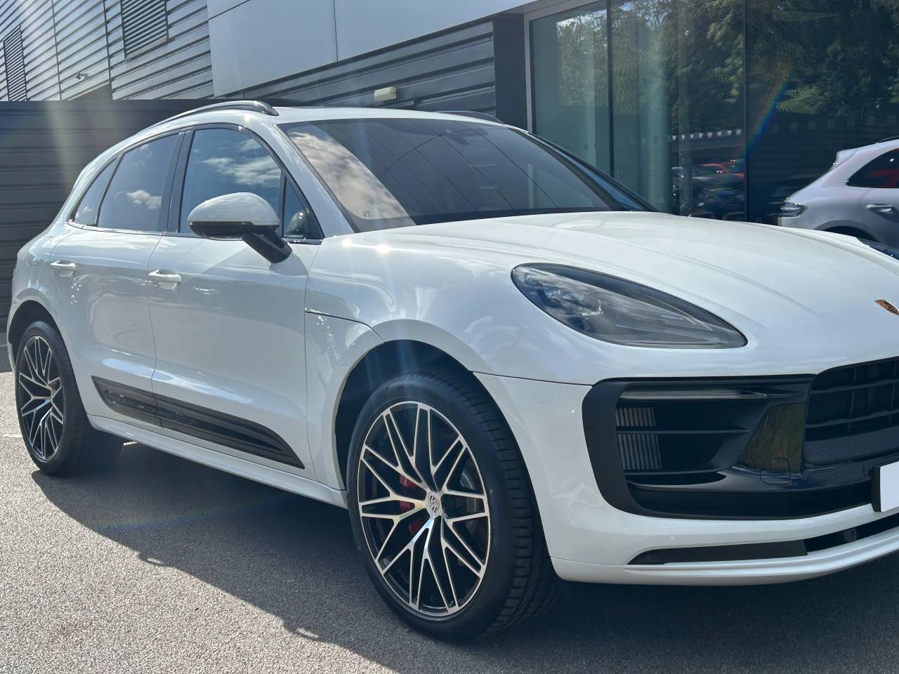 Used Porsche Macan 2025 for sale - 76609241: Photo 15