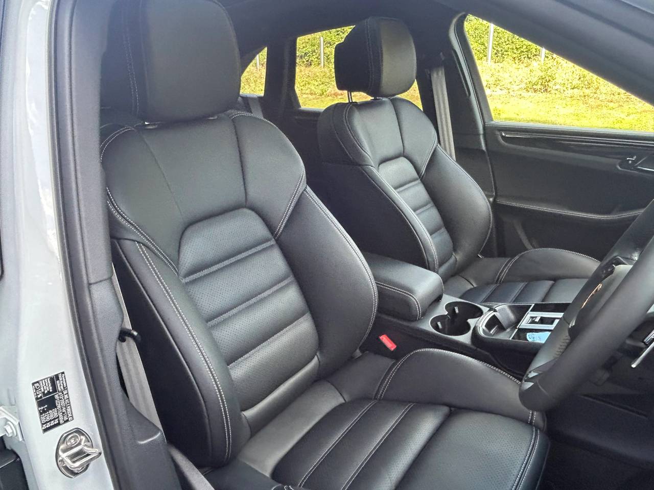 Used Porsche Macan 2025 for sale - 76609241: Photo 30