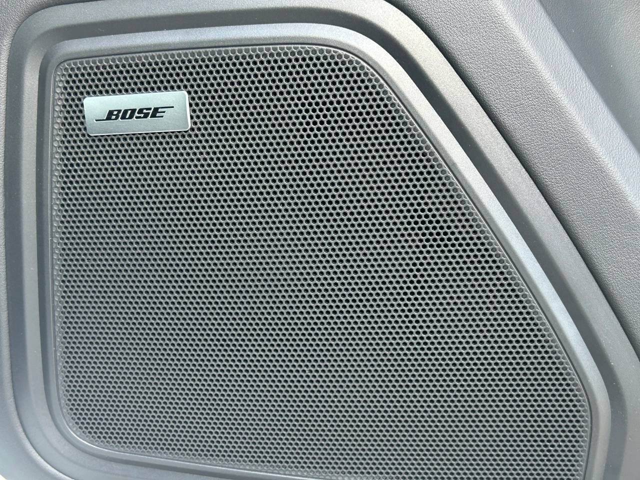 Used Porsche Macan 2025 for sale - 76609241: Photo 49