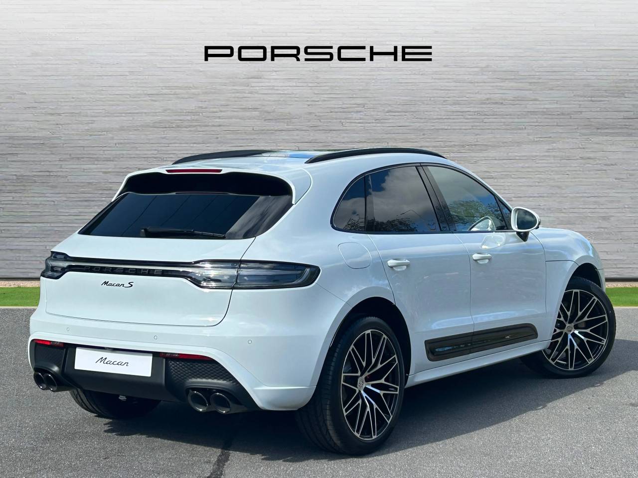 Used Porsche Macan 2025 for sale - 76609241: Photo 54