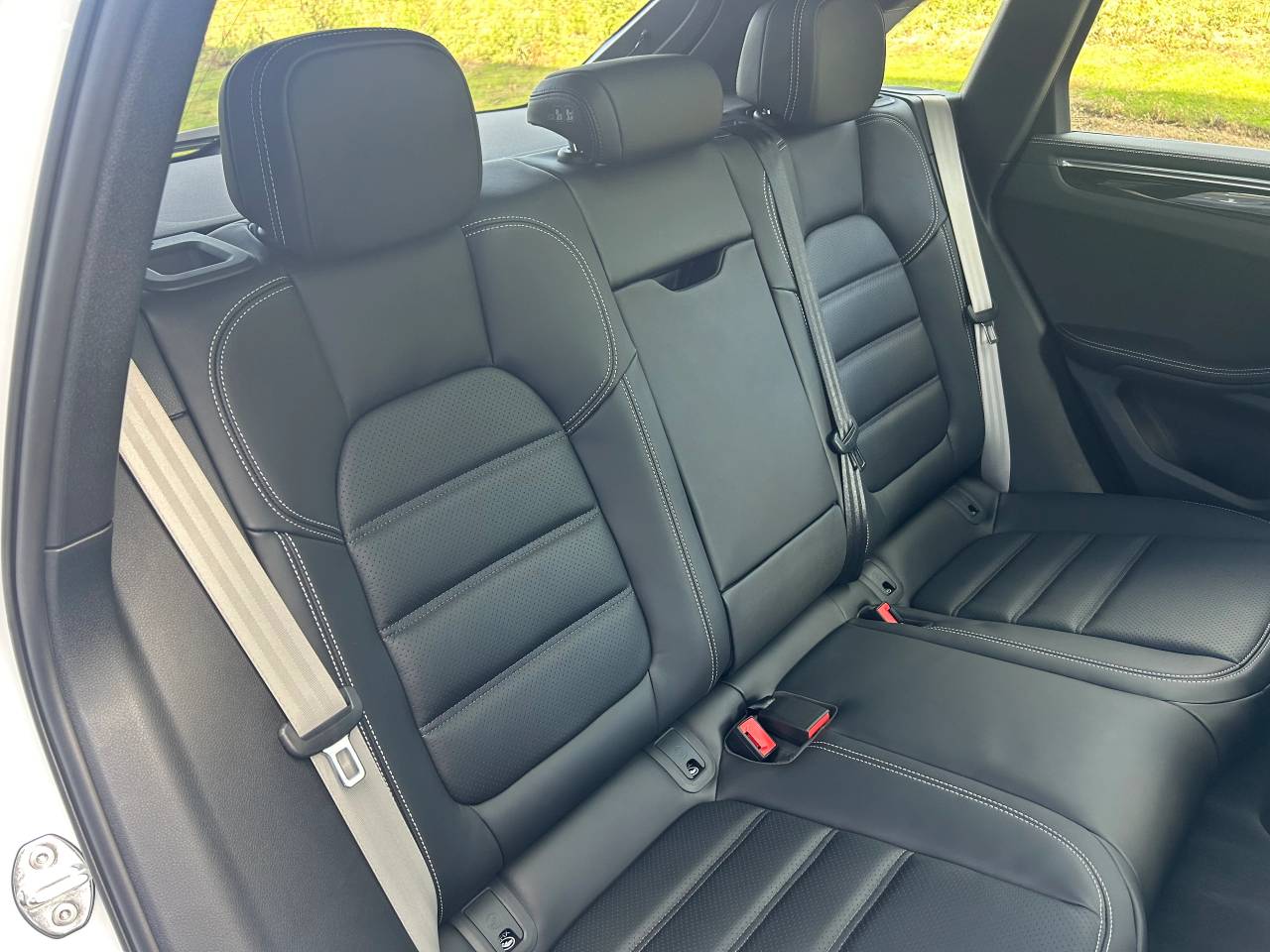 Used Porsche Macan 2025 for sale - 76609241: Photo 56