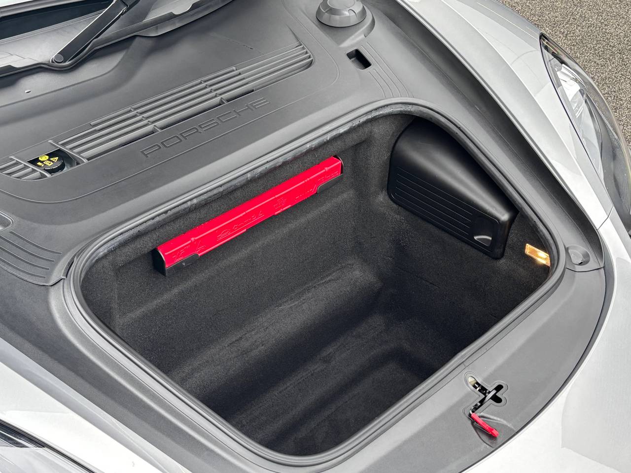 Used Porsche 718 Cayman 2018 for sale - 77307053: Photo 17