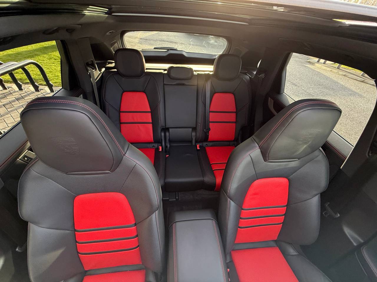 Used Porsche Cayenne 2024 for sale - 77176849: Photo 17