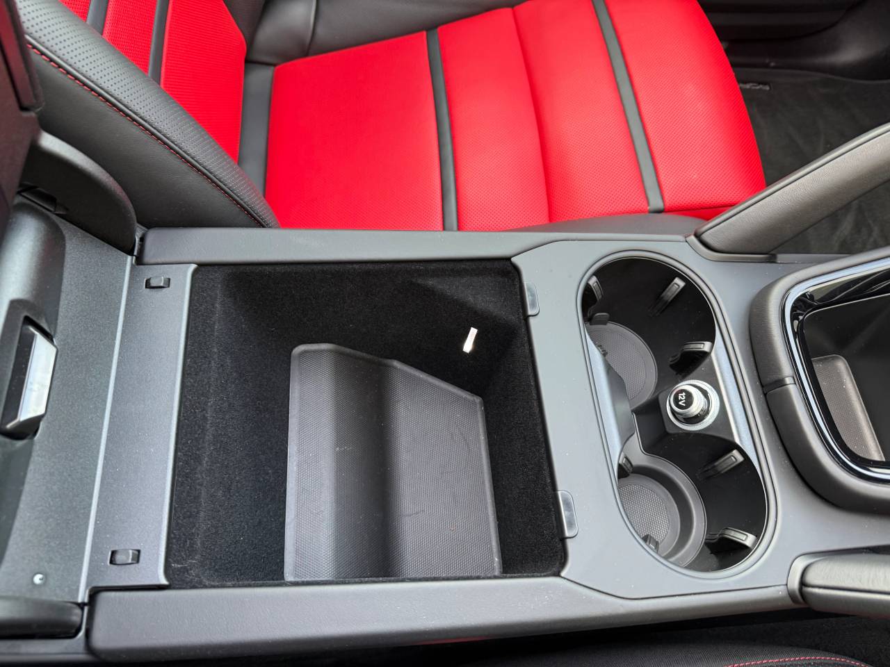 Used Porsche Cayenne 2024 for sale - 77176849: Photo 19