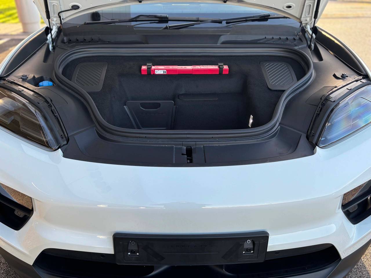 Used Porsche Macan 2024 for sale - 76716772: Photo 13