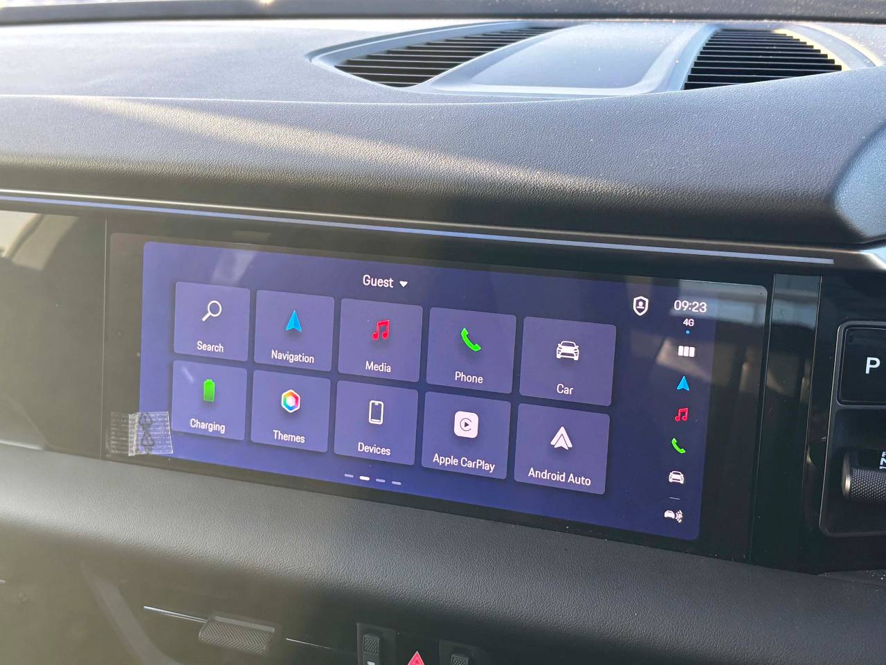 Used Porsche Macan 2024 for sale - 76716772: Photo 26