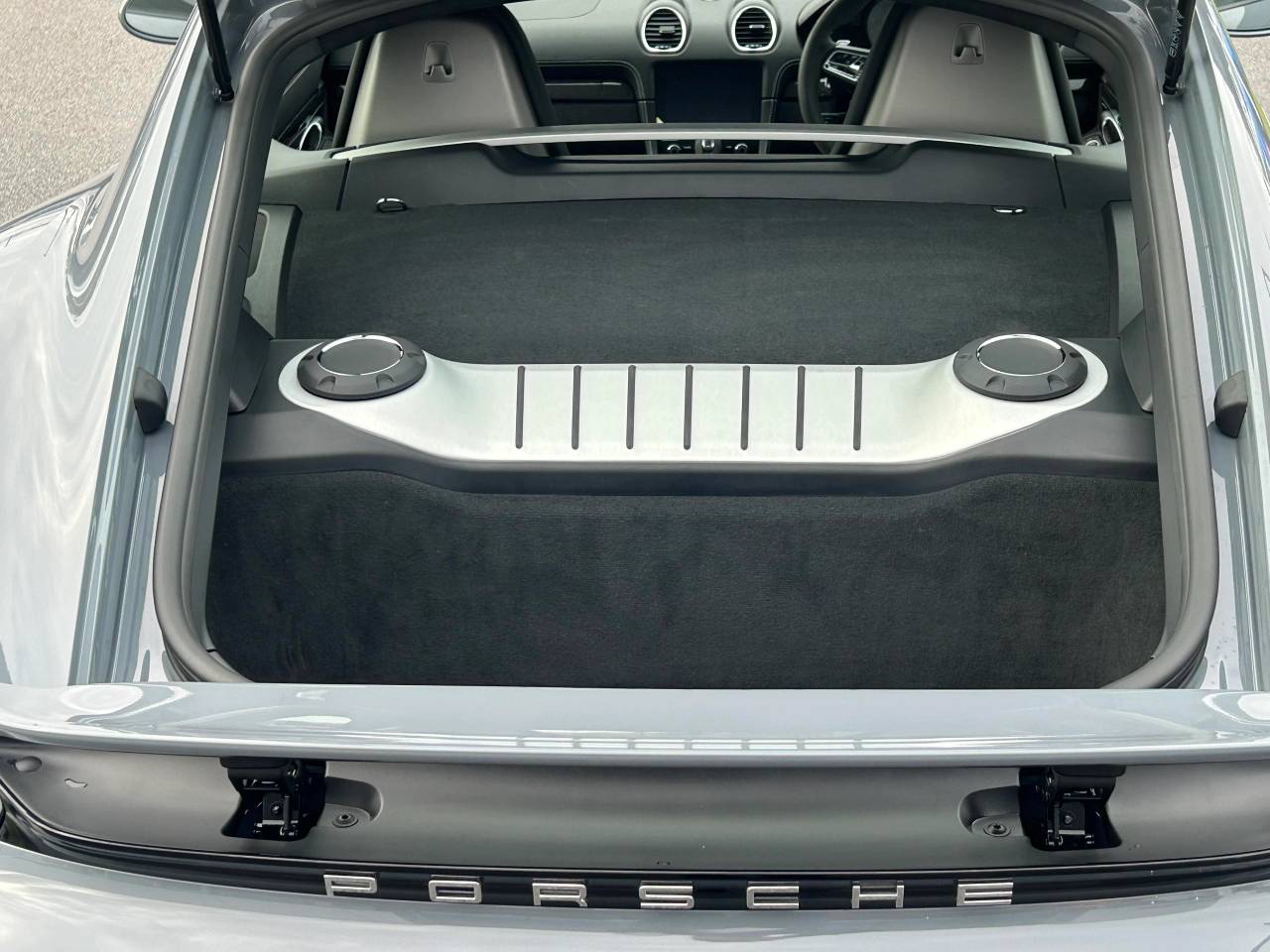 Used Porsche Cayman 2023 for sale - 77176808: Photo 24