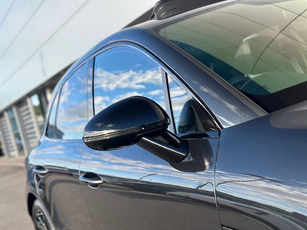 Used Porsche Macan 2023 for sale - 76216665: Photo 14