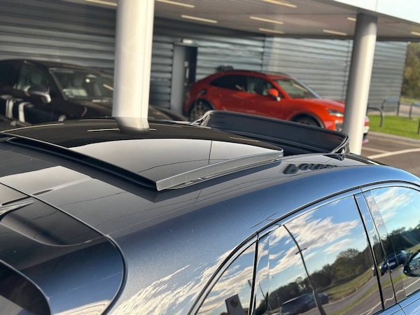 Used Porsche Macan 2023 for sale - 76216665: Photo 17
