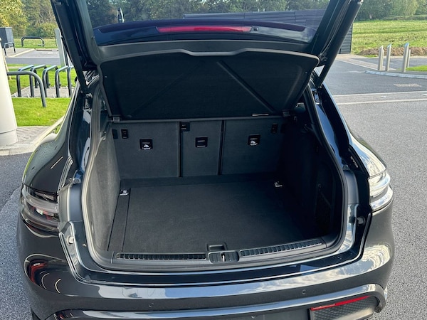 Used Porsche Macan 2023 for sale - 76216665: Photo 20