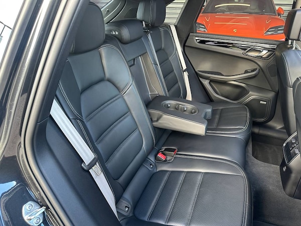 Used Porsche Macan 2023 for sale - 76216665: Photo 29