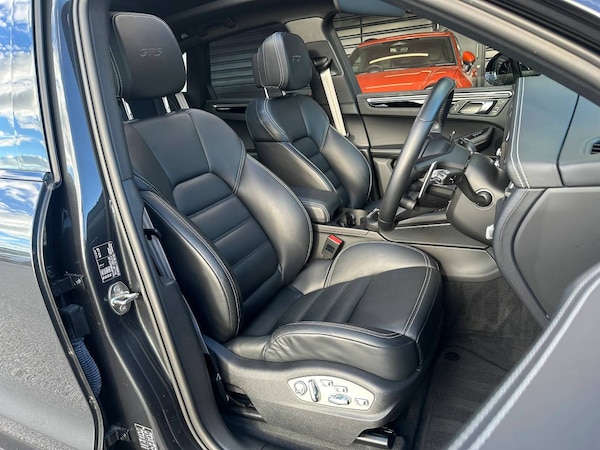 Used Porsche Macan 2023 for sale - 76216665: Photo 5