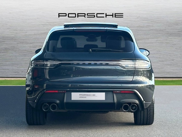 Used Porsche Macan 2023 for sale - 76216665: Photo 8