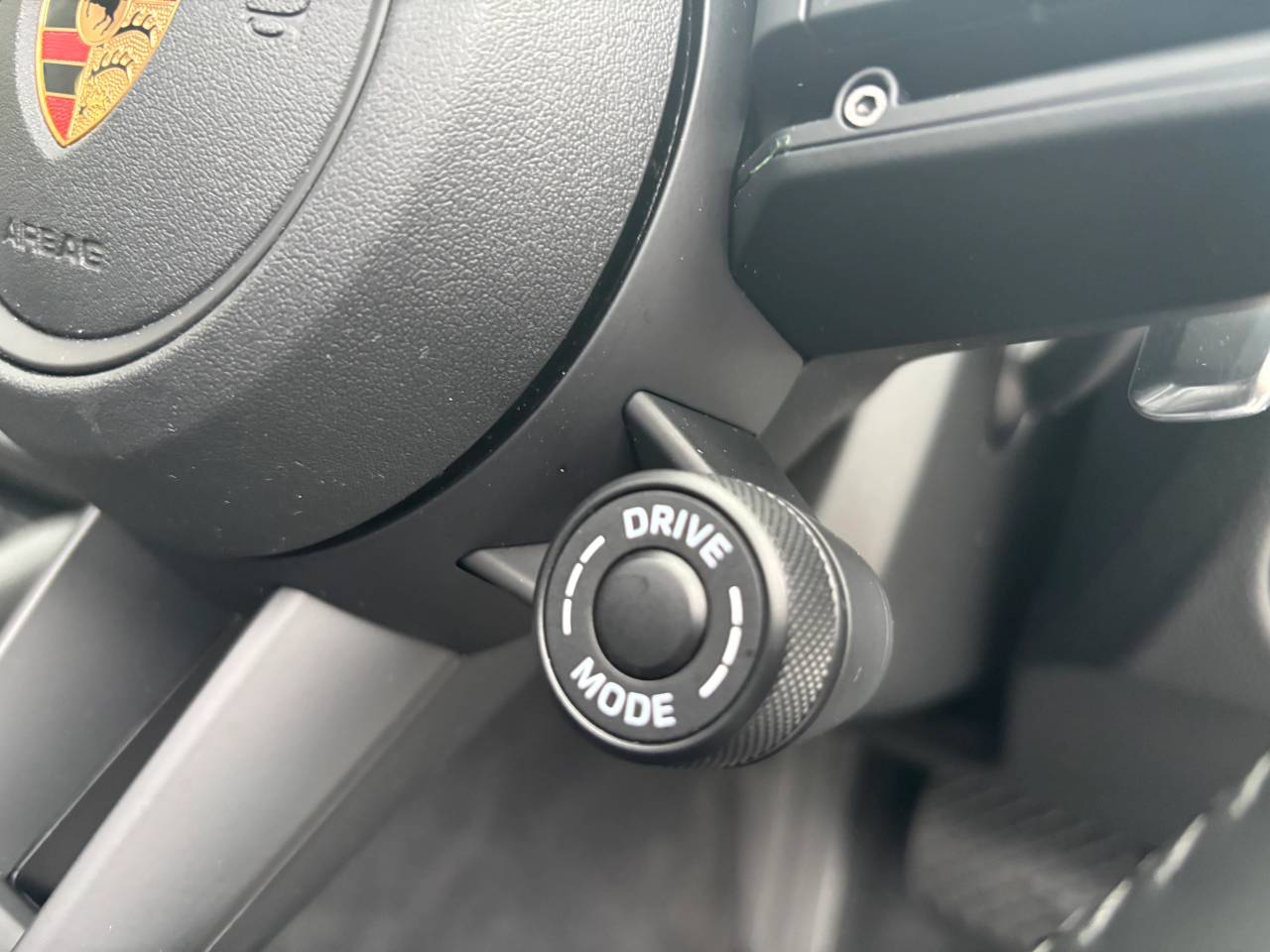 Used Porsche Macan 2023 for sale - 77359906: Photo 26