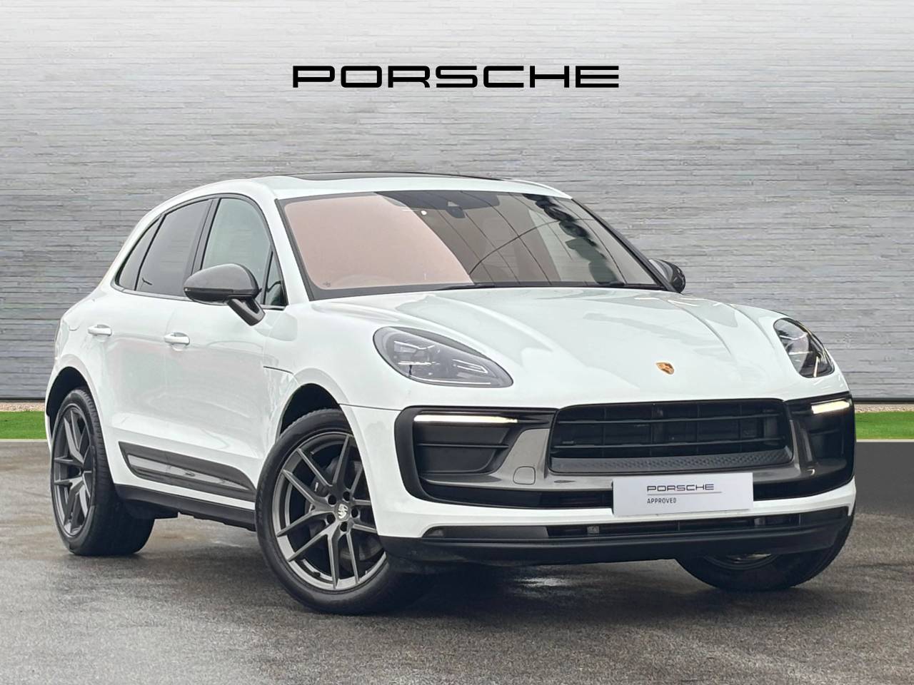 Used Porsche Macan 2023 for sale - 77359906: Photo 42