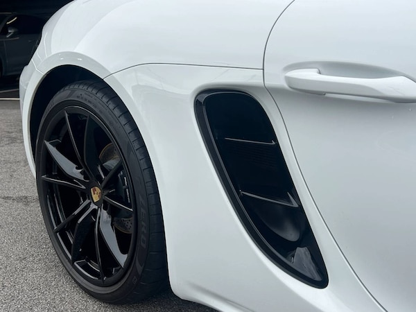 Used Porsche Cayman 2025 for sale - 76110859: Photo 21