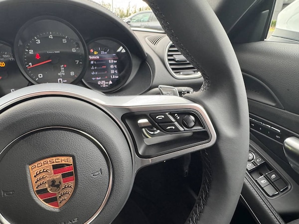 Used Porsche Cayman 2025 for sale - 76110859: Photo 26