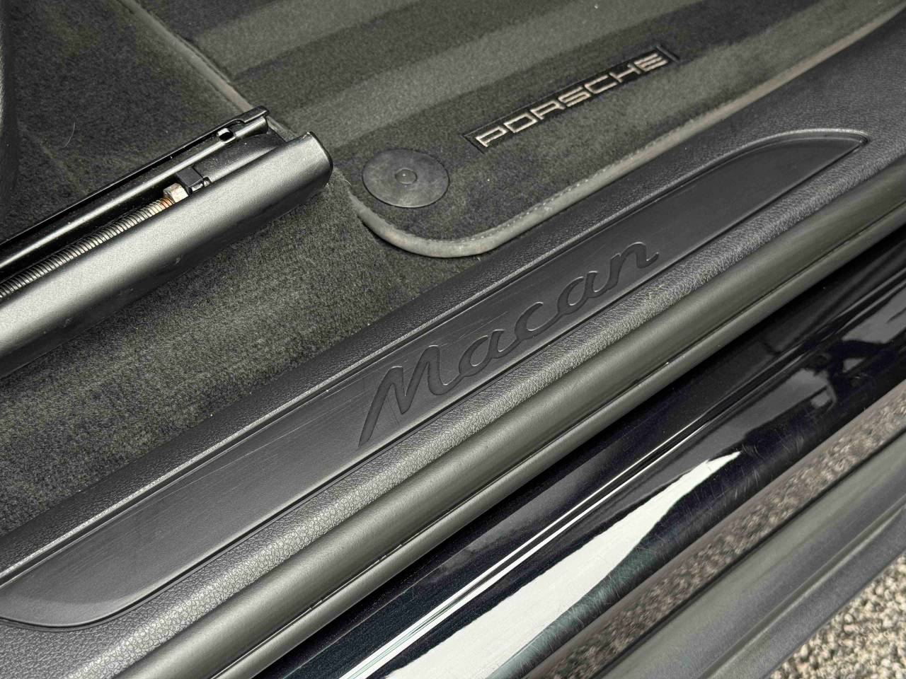 Used Porsche Macan 2018 for sale - 77725249: Photo 26