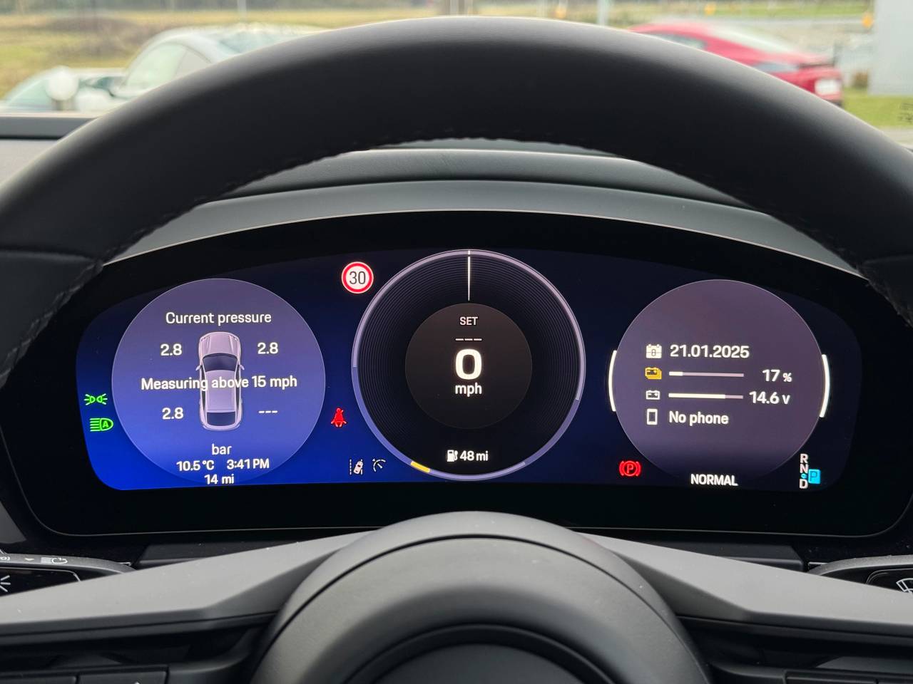 Used Porsche Macan 2025 for sale - 77176998: Photo 5