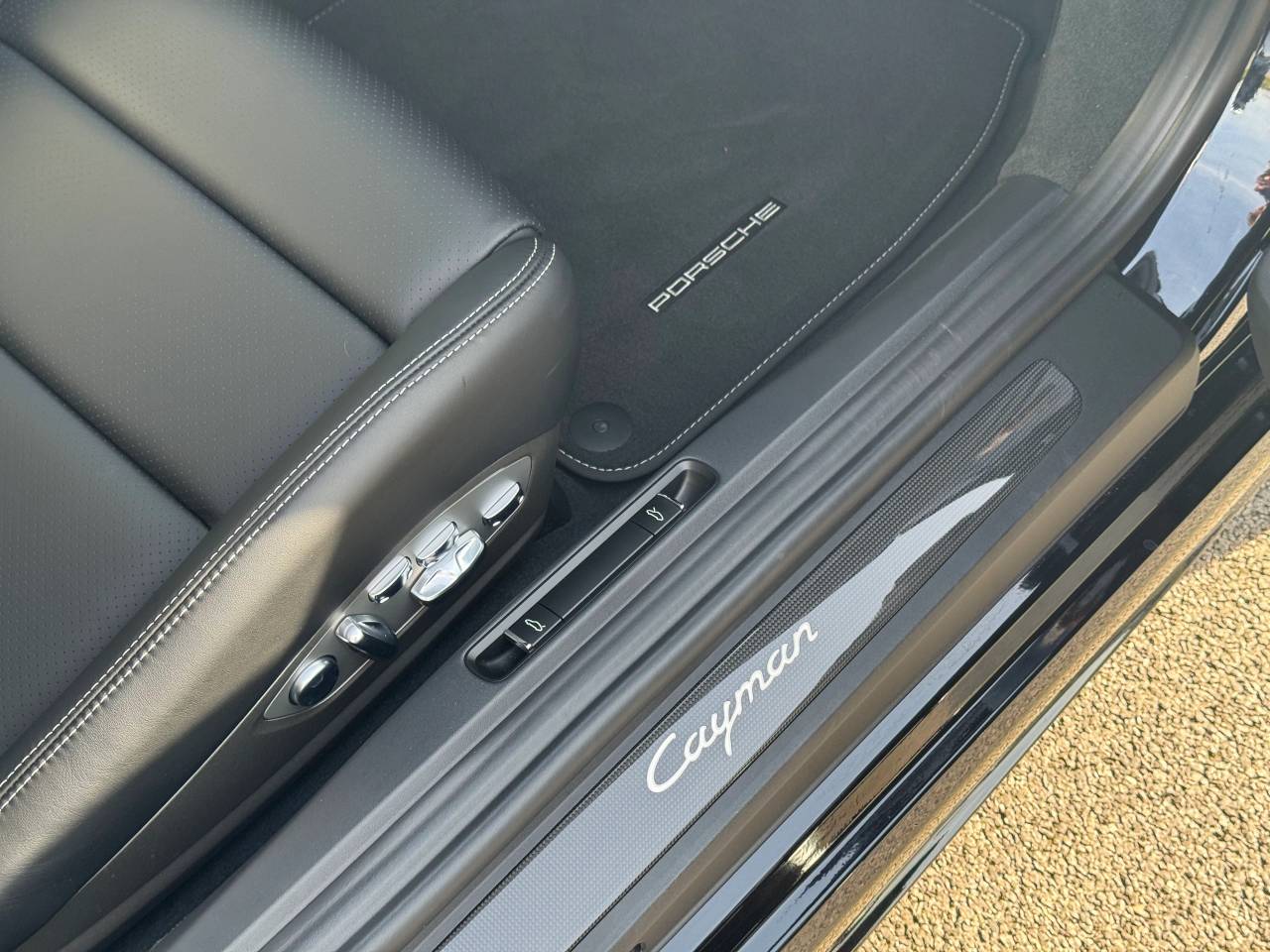 Used Porsche Cayman 2025 for sale - 77177607: Photo 29