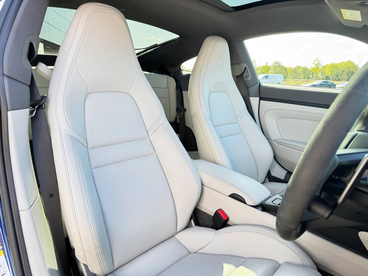 Used Porsche 911 2023 for sale - 76110493: Photo 8