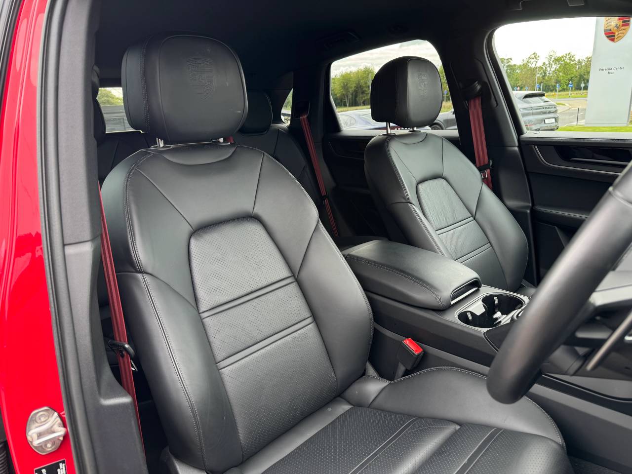 Used Porsche Cayenne 2024 for sale - 76111364: Photo 25