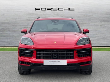 Used Porsche Cayenne 2024 for sale - 76111364: Photo 3