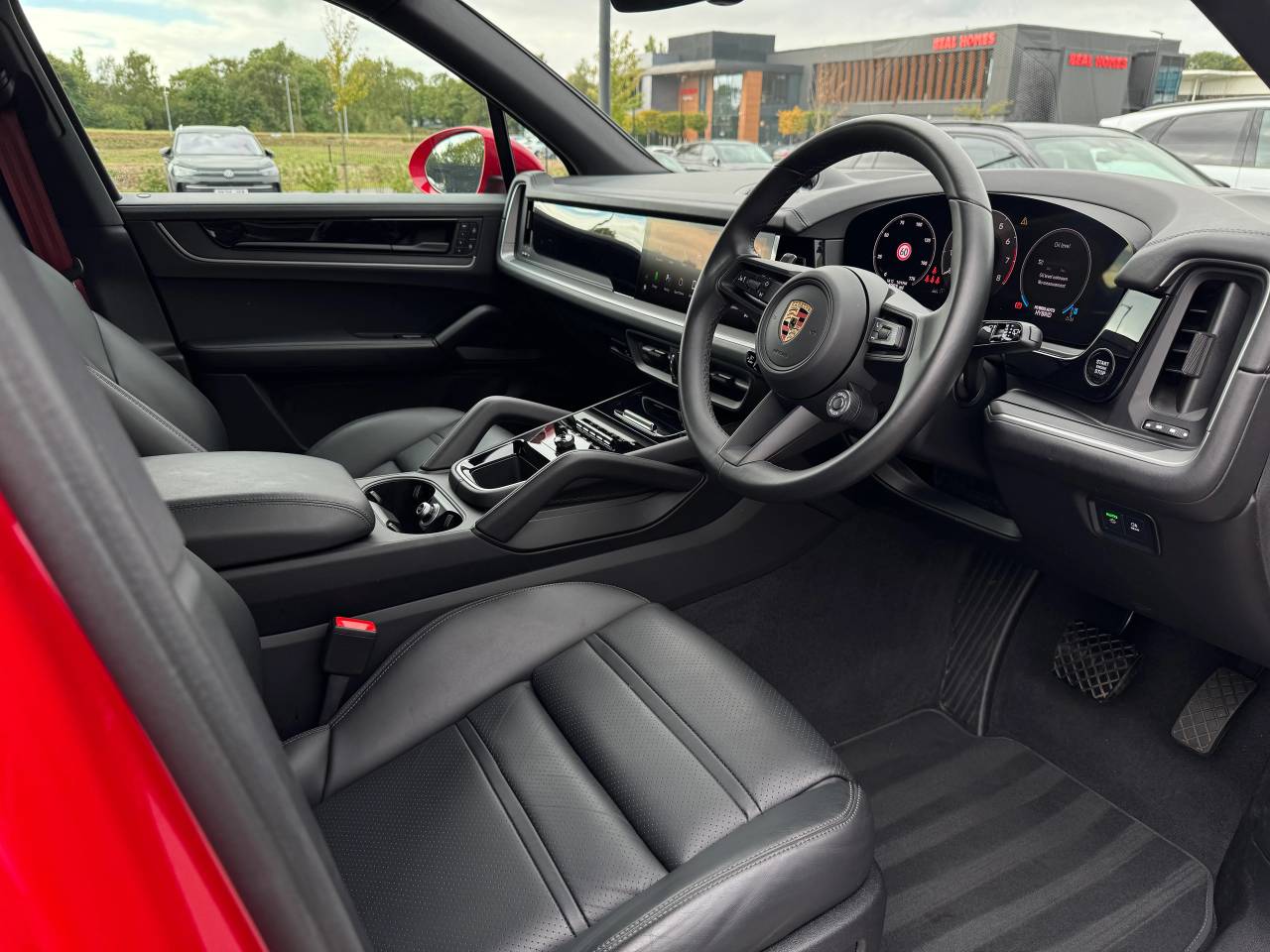 Used Porsche Cayenne 2024 for sale - 76111364: Photo 7