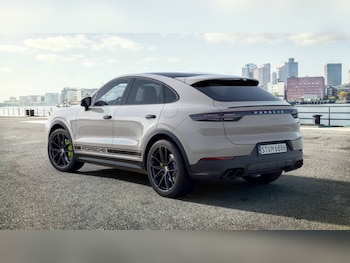 Used Porsche Cayenne 2023 for sale - 77840936: Photo